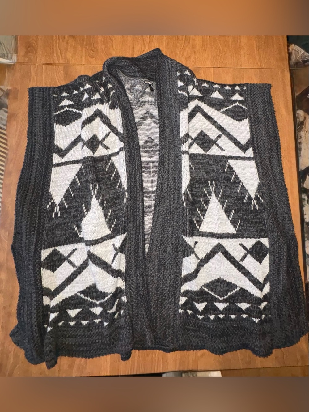 Express Black & White Geometric Open-Front Cardigan Vest